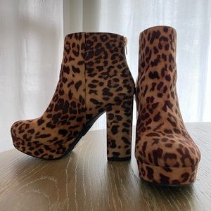 Cheetah Wedges